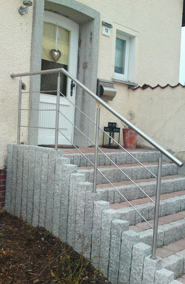 H&Ö Treppengeländer an der Haustür